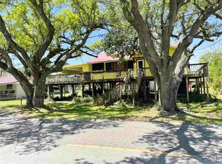 920 Crochetville Rd, Montegut, LA 70377