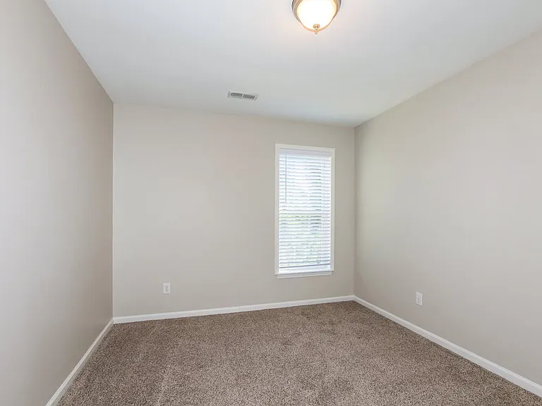 7418 Sparkleberry Dr — Photo 13