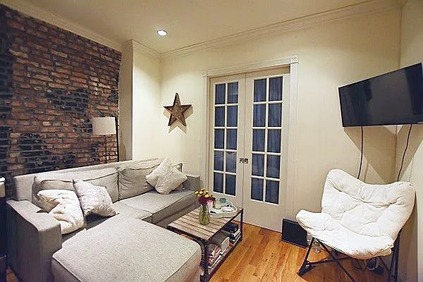 Rented by Bold New York | media 24