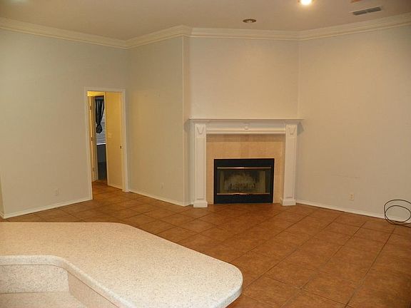 4th image of 122 Waimea Dr