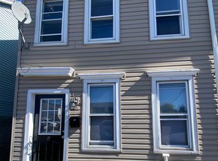 17 S Spring Garden St, Carlisle, PA 17013