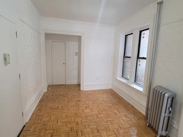 (undisclosed Address), Brooklyn, NY 11212