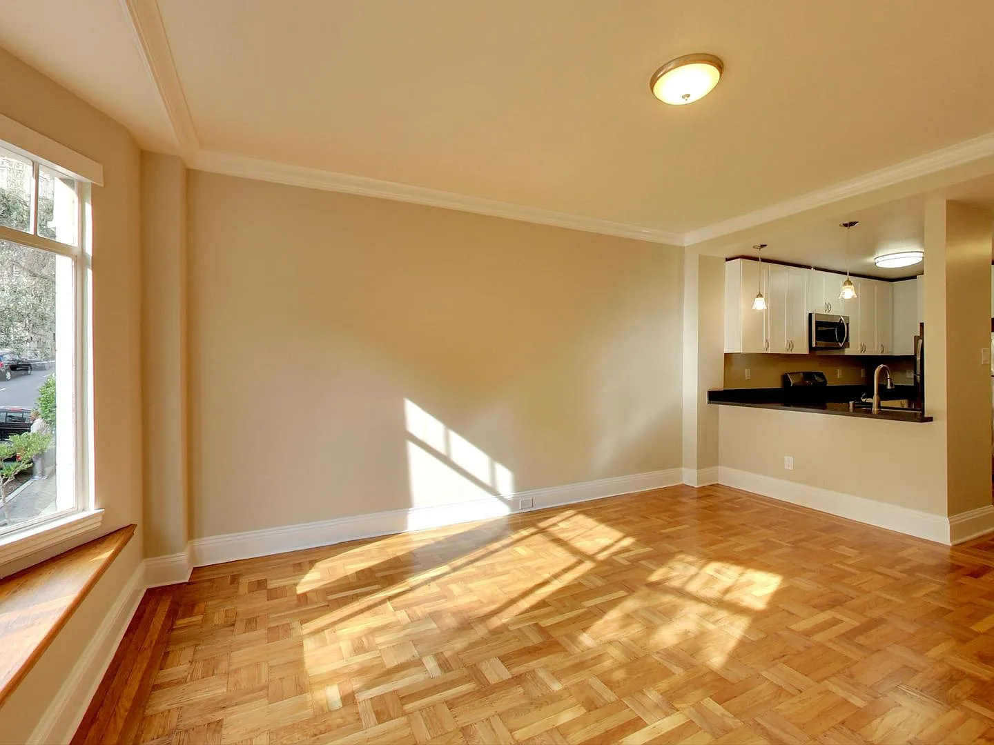 1850 Sacramento Street — Photo 3