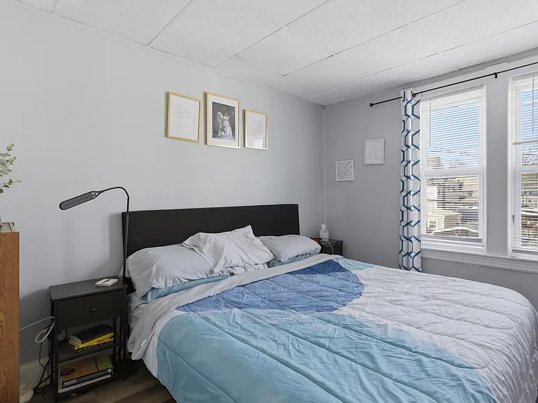 11 Leverett St — Photo 7