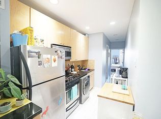 200 W 9th St #4A, Brooklyn, NY 11231
