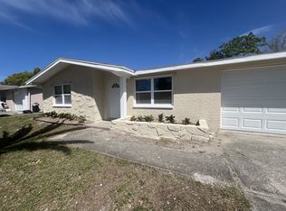 7401 King Arthur Dr, Port Richey, FL 34668