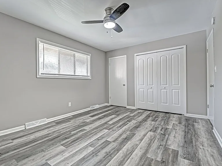 Woodside_TownHouse_PrimaryBedroom