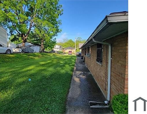 2nd image of 459 Dearborn Ave