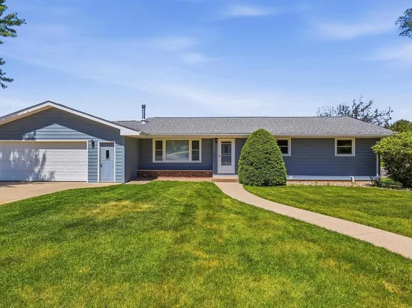 1070 Princess Court, Platteville, WI 53818
