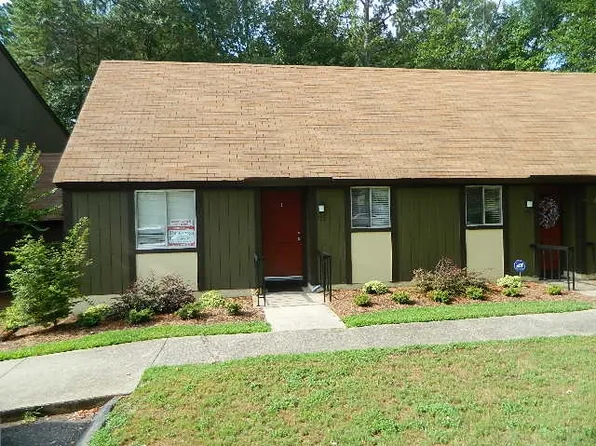 755 Willow Creek Dr, Macon, GA 31204