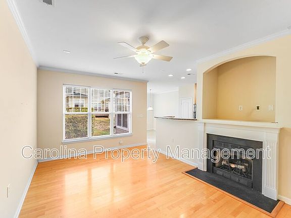 3rd image of 14130 Castle Abbey Ln