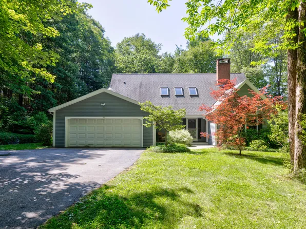 35 Schooner Ridge Road, Cumberland, ME 04110