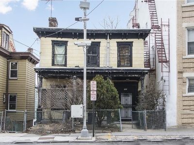 157 Warburton Ave, Yonkers, NY, 10701