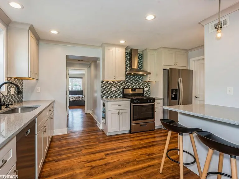 625 W Edgewood Rd — Photo 16