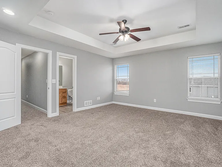 University Park TownHomes - 16432 — Photo 17