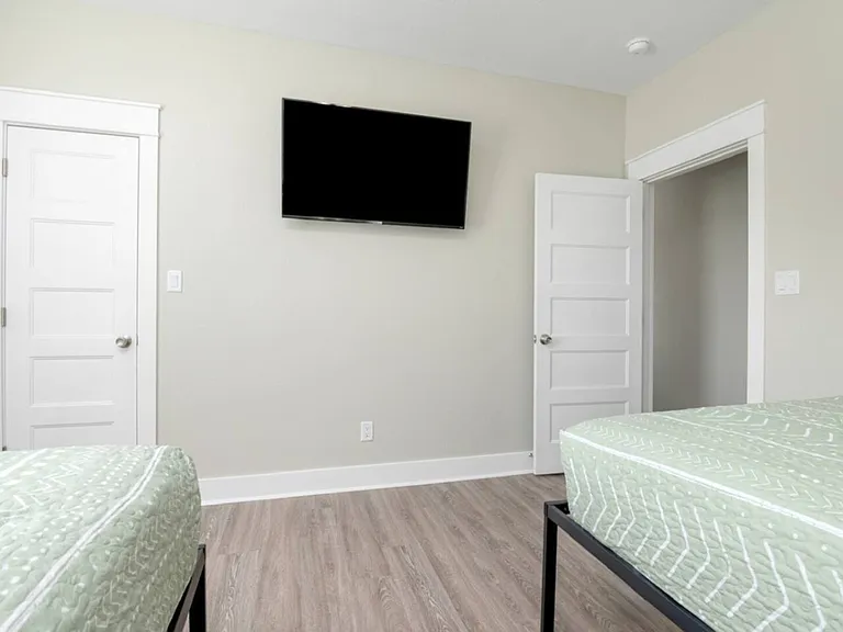 Gulf Shores Dr — Photo 23