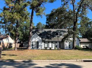 602 Rosewood Dr, Shenandoah, TX 77381