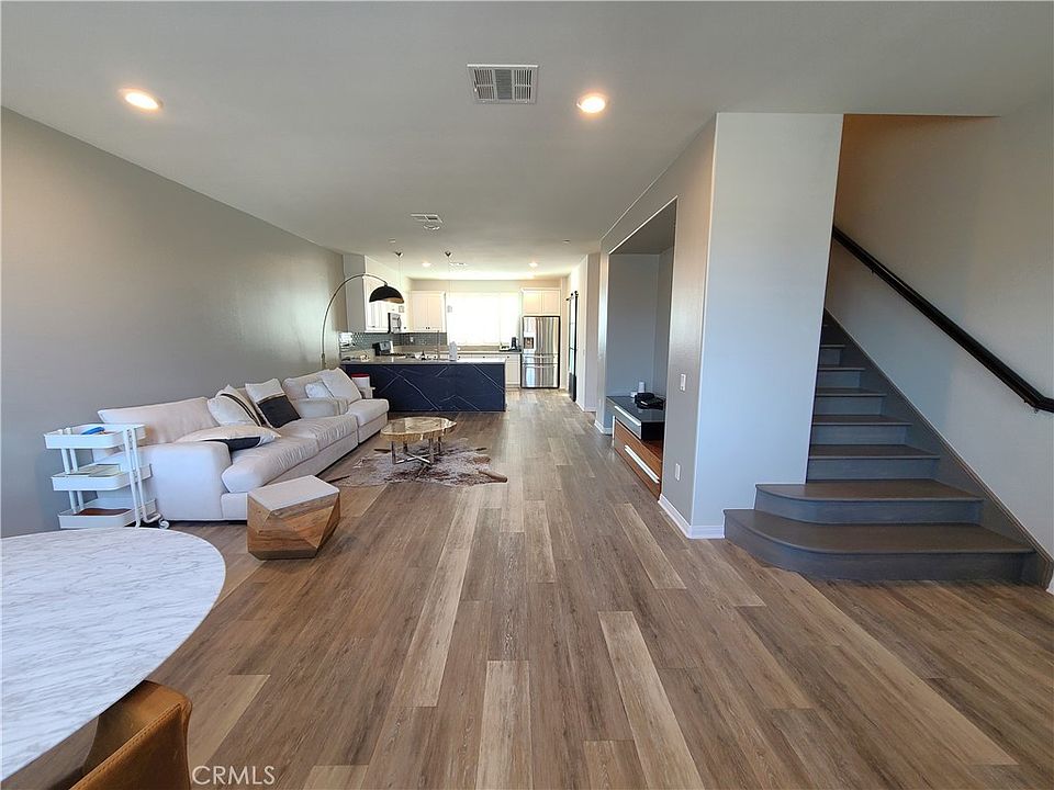 1st image of 14416 Plum Ln APT 5