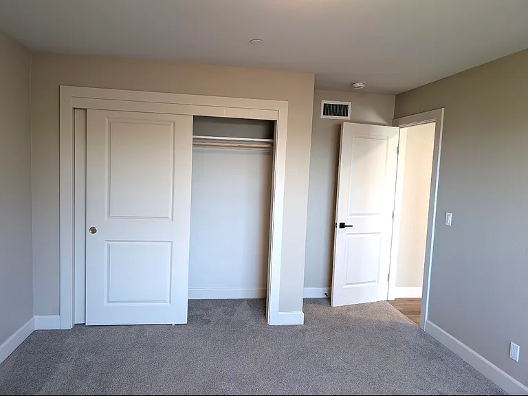 Gardenview Pl — Photo 10