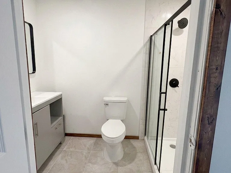 Hillcrest Dr — Photo 9