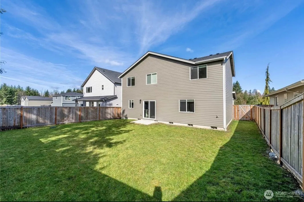 Valley Creek Dr, Port Angeles — Photo 2