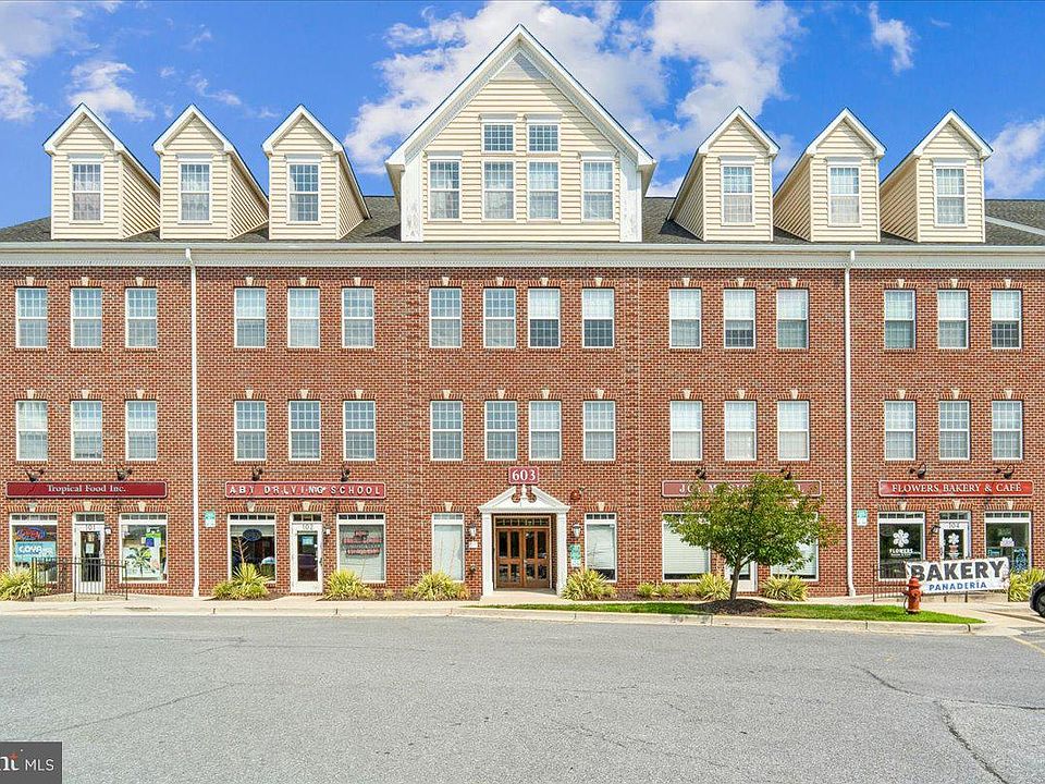 1st image of 603 7th St Suite 402