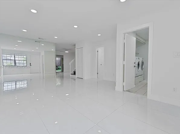 11137 SW 154th Ct Unit 11137, Miami, FL 33196