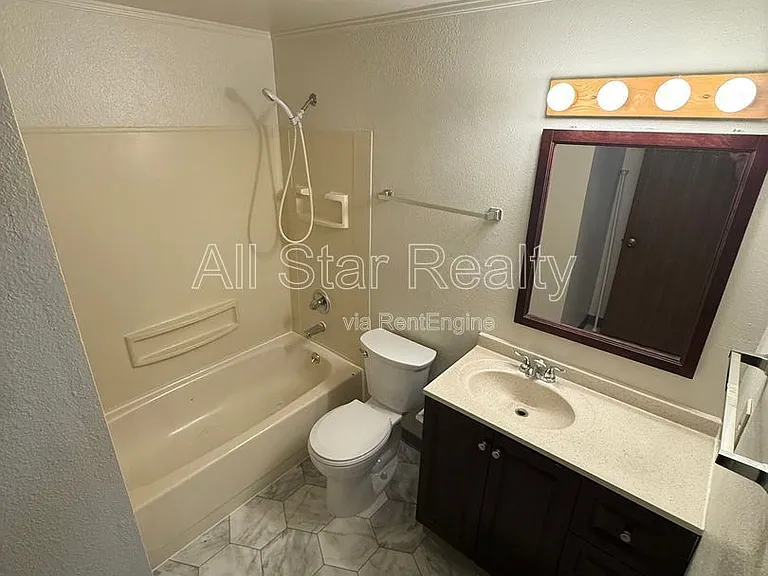 533 Price St #2 — Photo 20