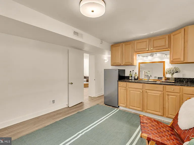 821 Elder St NW — Photo 26