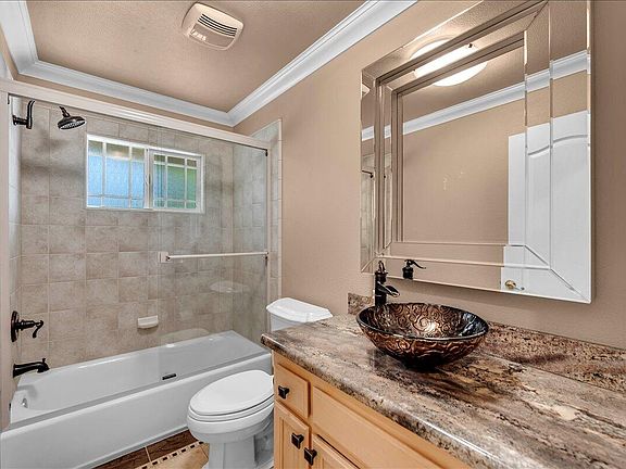 4th image of 7038 Riata Dr