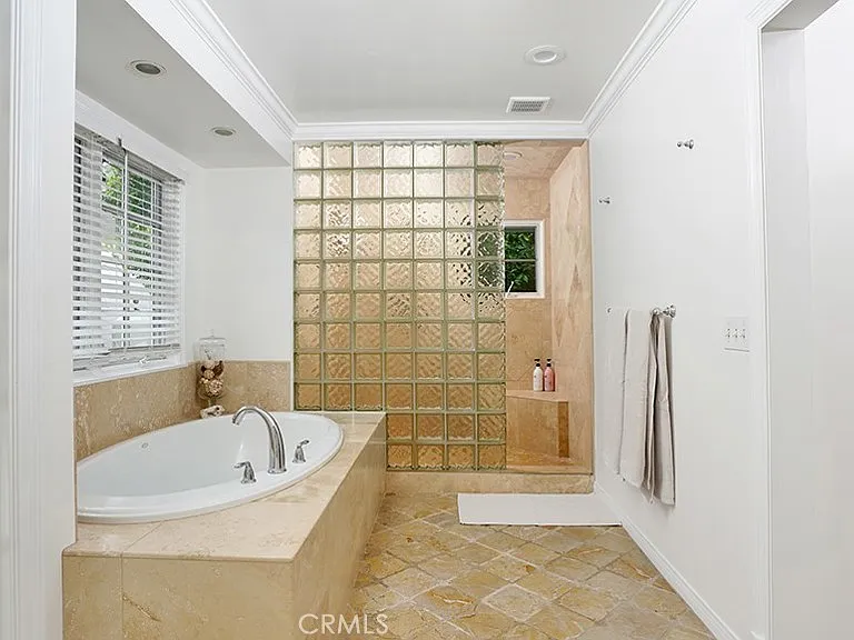 1826 Buttonshell Ln — Photo 28