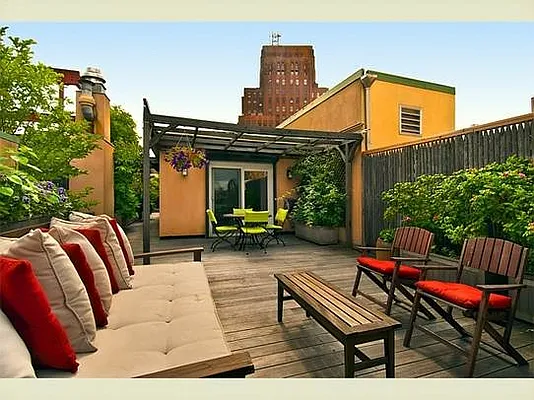 Sold by Stribling | media 14