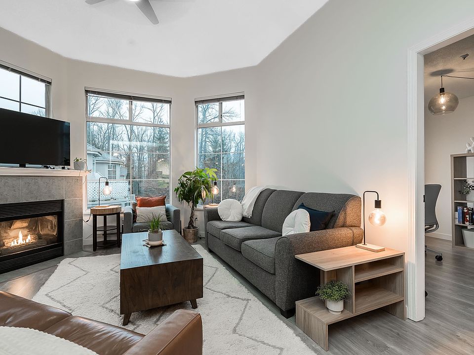 1st image of 2678 Dixon St #401