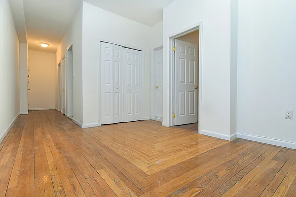 Rented by Bohemia Realty Group | media 10