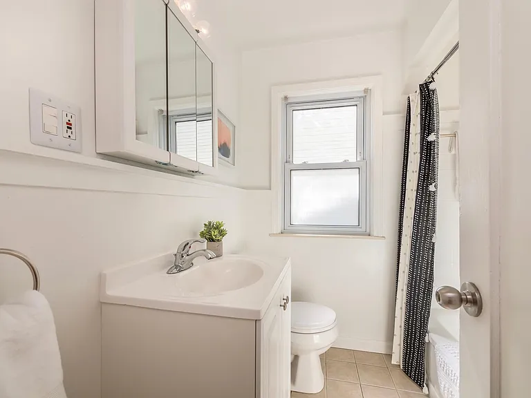 3048 Thomas Ave — Photo 9