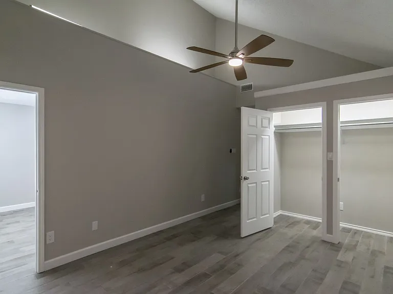 3142 Royal Gable Dr — Photo 32