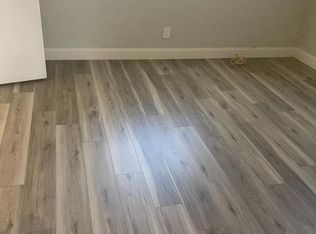 6101 10th St N APT 4, Saint Petersburg, FL 33703