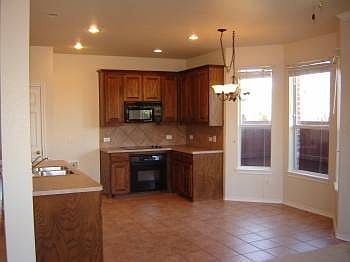 3rd image of 5504 Phoenix Dr