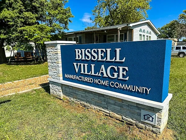 Bissell Village — Photo 2
