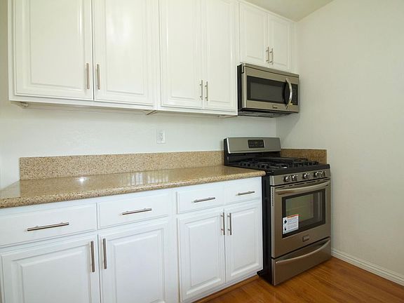 2nd image of 620 N Marengo Ave APT 11
