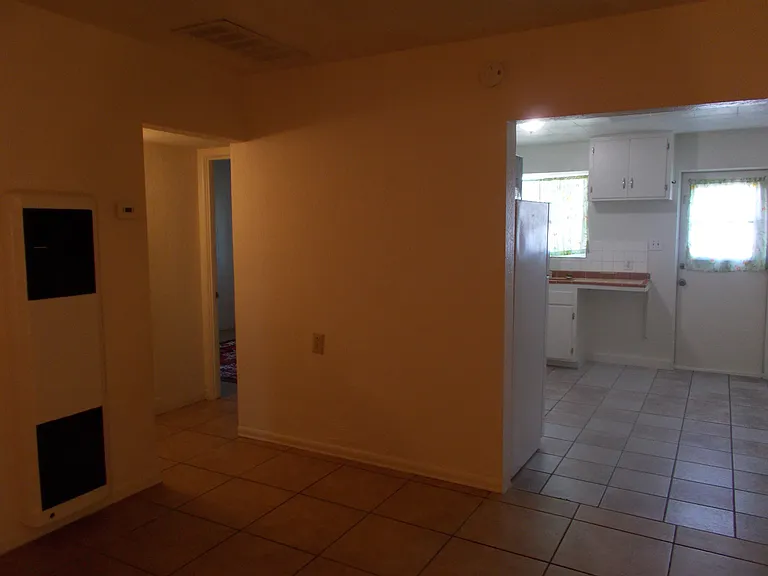 4335 N 15th Ave #9 — Photo 11
