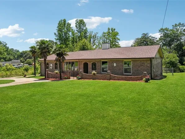 12 Windsor Way, Newnan, GA 30263