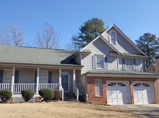 6902 Creekford Ln, Rex, GA 30273
