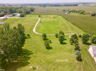 463 Pin Oak Dr, Ida Grove, IA 51445