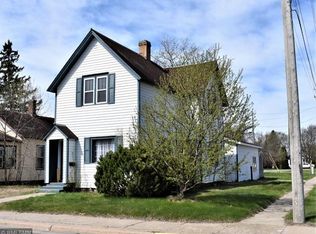 223 3rd St NE, Staples, MN 56479