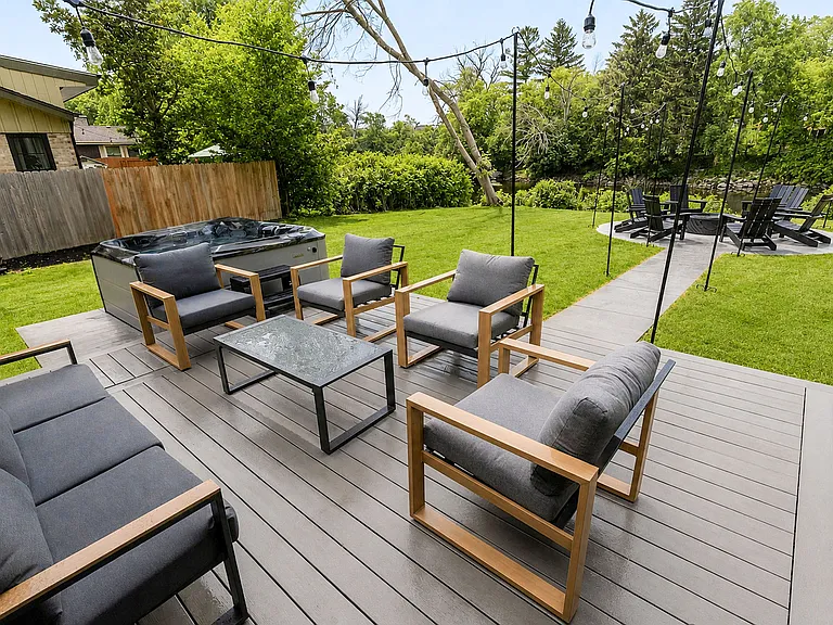 519 W Montclaire Ave — Photo 6