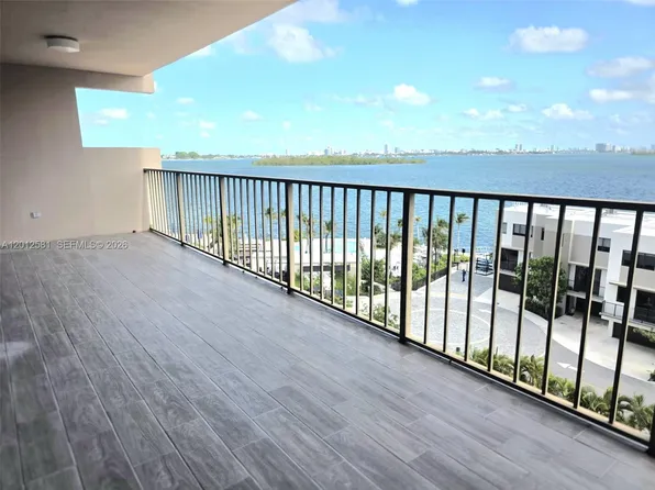 1800 NE 114th St APT 706, Miami, FL 33181