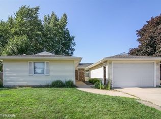 122 Poplar St, Glendale Heights, IL