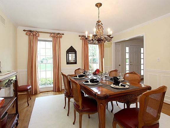 5th image of 15117 Water Oak Dr