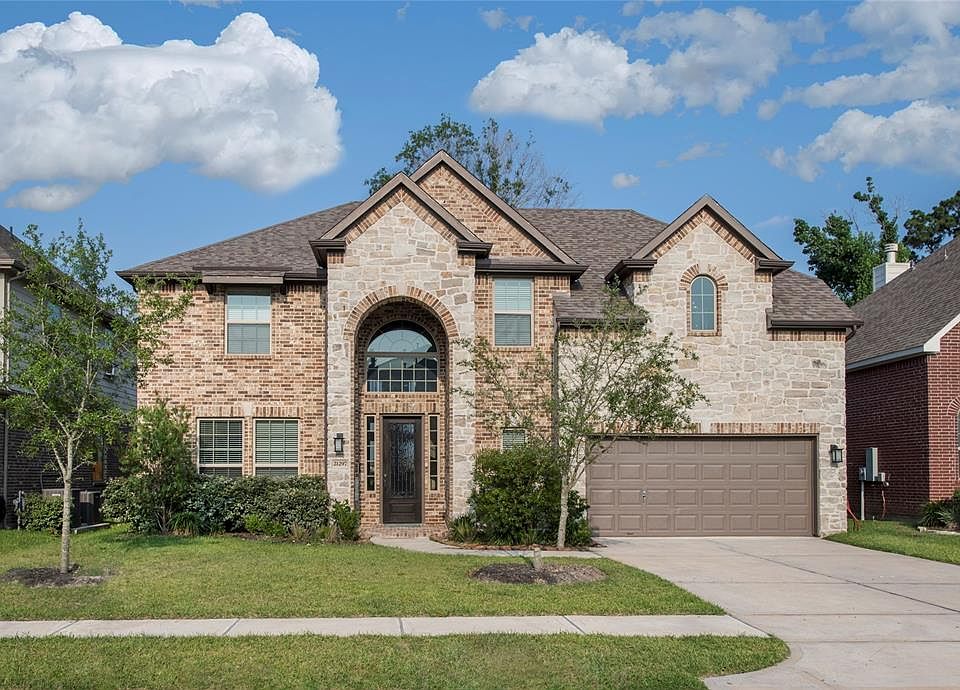 1st image of 21297 S Kings Mill Ln